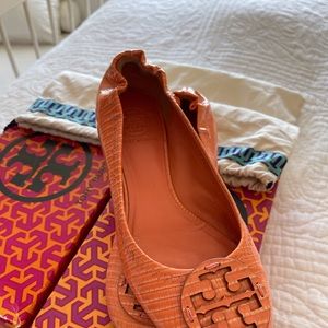 Tory Burch Coral Flats, 7.5
